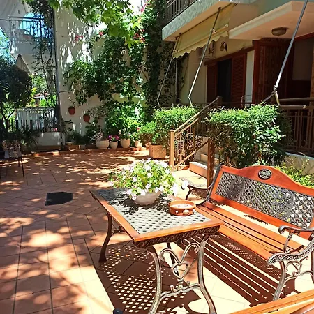 Aparthotel Papadioti