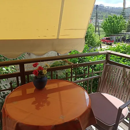 Papadioti Aparthotel Pefki (Evia)