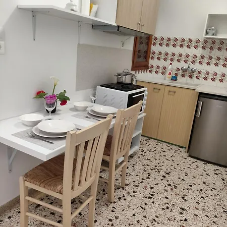 Papadioti Aparthotel