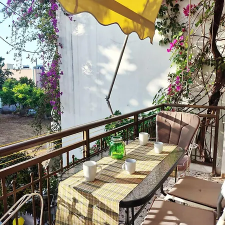 Papadioti Aparthotel 3*